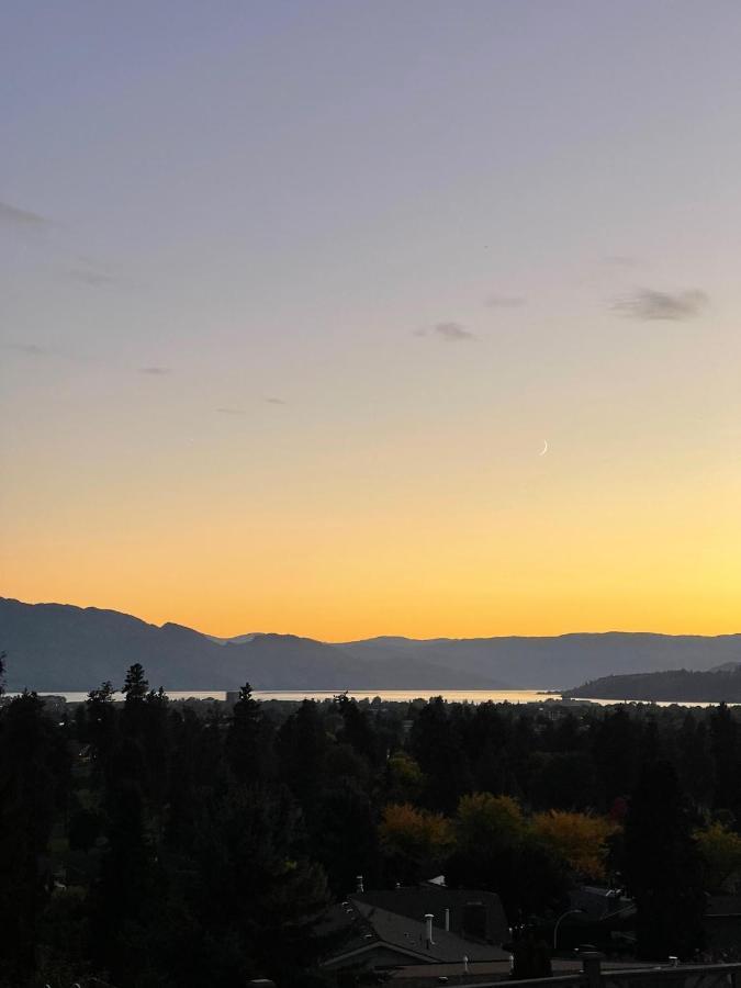 A Vista Villa Couples Retreat Kelowna Exteriér fotografie